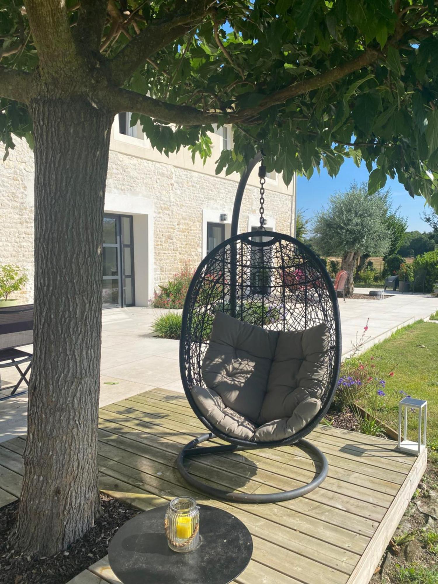 Bed and Breakfast La Chaumeauniere Aigrefeuille-dʼAunis Exteriér fotografie